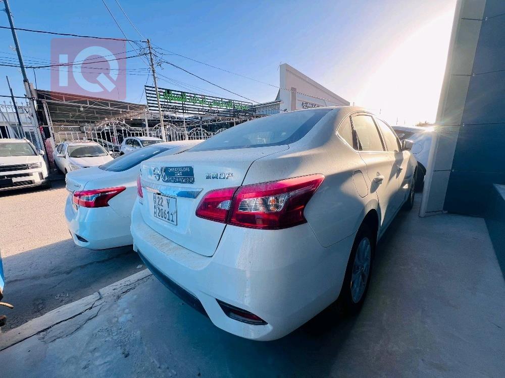 نيسان سنترا